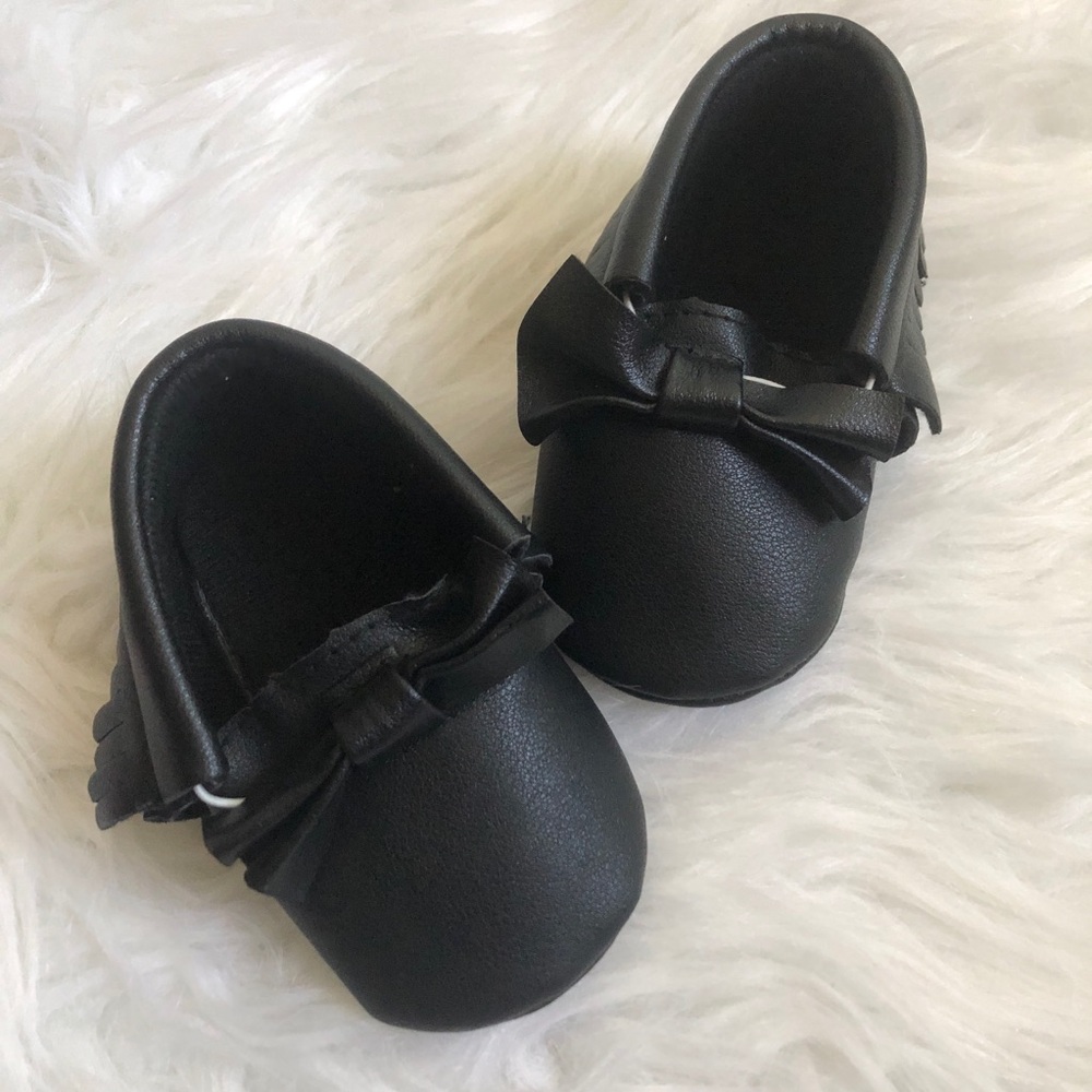 Baby girl 6-12M mocassin black shoes